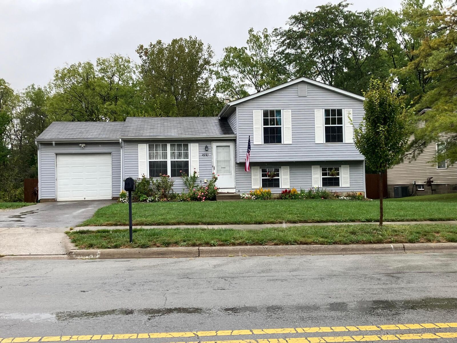Property Photo: 4950 Cherry Creek S Parkway OH 43228