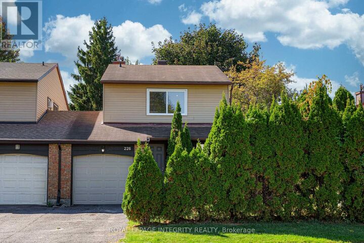 Photo de la propriété: 226 Sherway Drive ON K2J 2G3