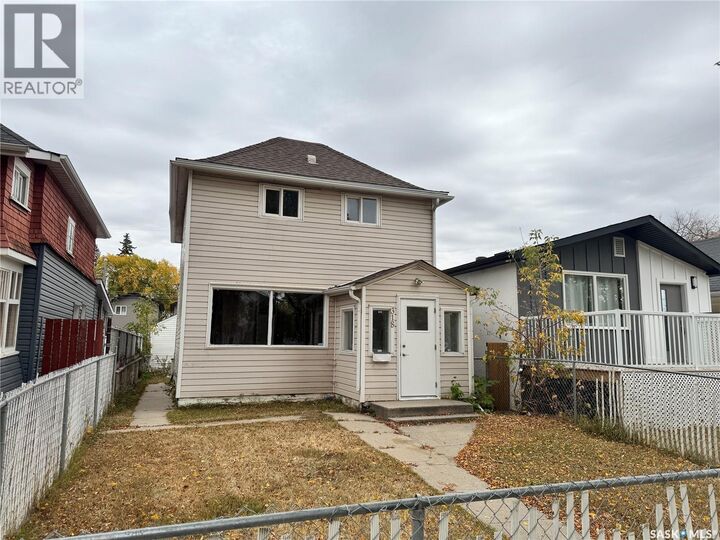 Photo de la propriété: 318 H Avenue S SK S7M 1W3
