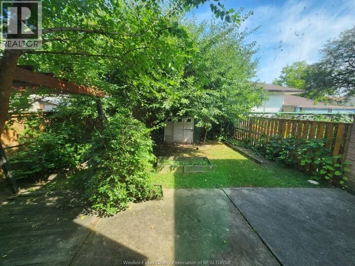 Photo de la propriété: 9014 Copperfield Court ON N8S 4H3