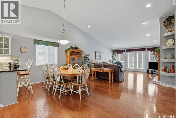Photo de la propriété: 639 Budz Crescent SK S7N 4N6
