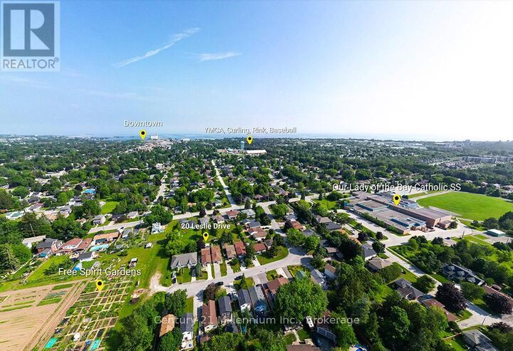 Photo de la propriété: 20 Leslie Drive ON L9Y 4P2