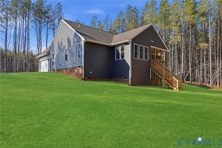 Property Photo: 2214 Walnut Tree Boulevard VA 23139