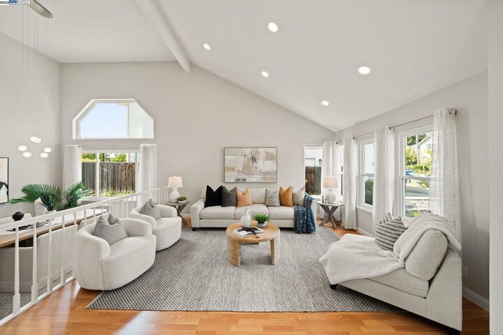 Property Photo: 2450 Euclid Pl CA 94539