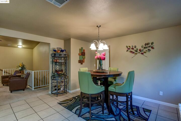 Property Photo: 16512 S Creekside Drive CA 95370