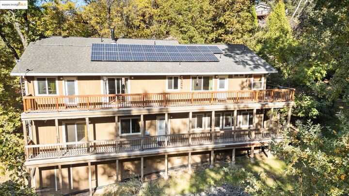 Property Photo:  16512 S Creekside Drive  CA 95370 