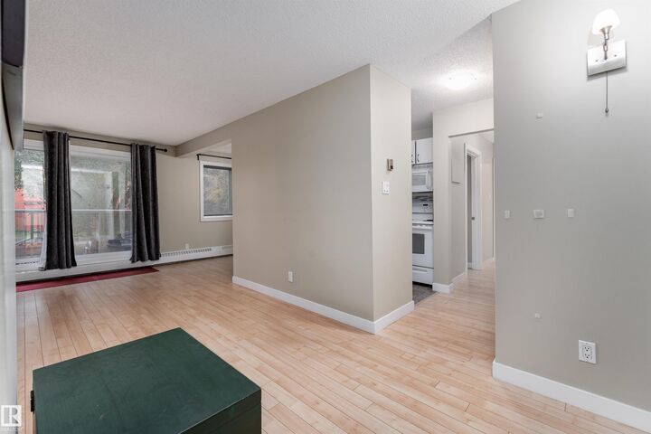 Property Photo: 11019 107 Street NW 201 AB T5H 2Z6
