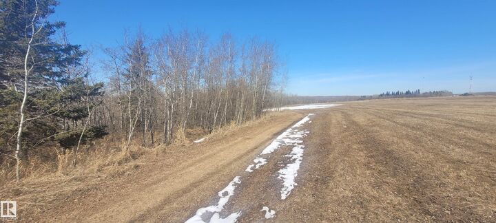 Property Photo: 5318 52 Street AB T0A 1N0