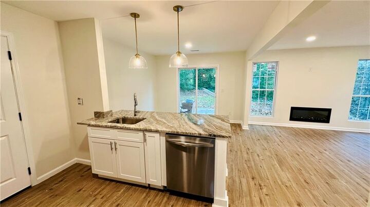 Property Photo: 3428 Chapel Park Drive GA 30034
