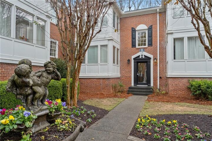 Property Photo: 115 Peachtree Memorial Drive NW B3 GA 30309