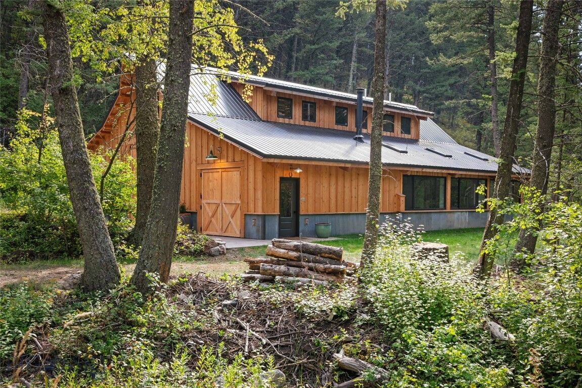 Property Photo: 9440 Saddle Mountain MT 59715