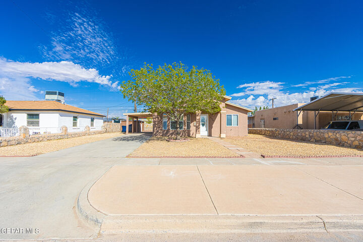 Property Photo: 290 Edith Drive TX 79915