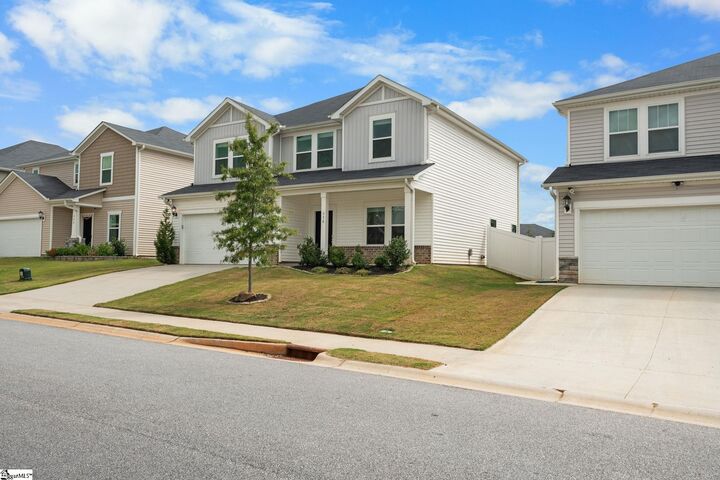 Property Photo: 338 Pewter Circle SC 29680