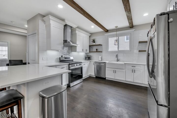 Property Photo:  55 Church St  NJ 07110 