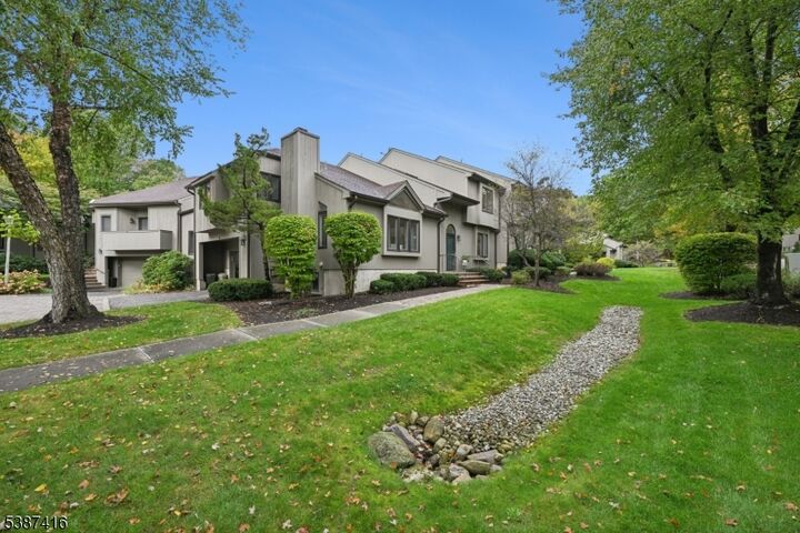 Property Photo:  8 Sherwood Dr  NJ 07046 