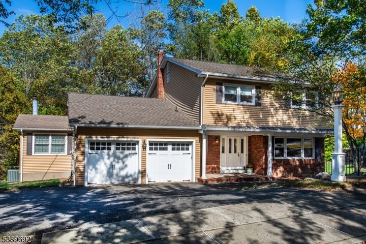 Property Photo:  39 Lovell Dr  NJ 07465 