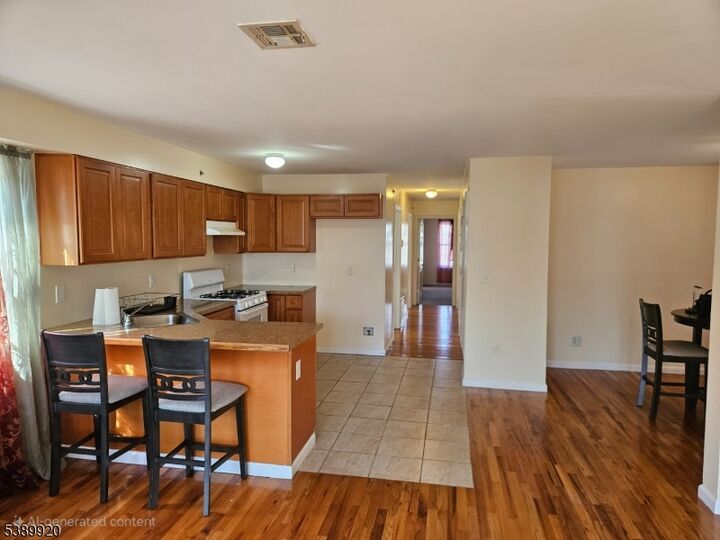 Property Photo: 129 S 9th St 3 NJ 07107