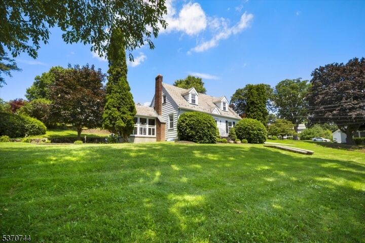 Property Photo:  590 W Main St  NJ 07866 