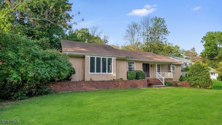 7 Carleen Ct  Summit City NJ 07901 photo