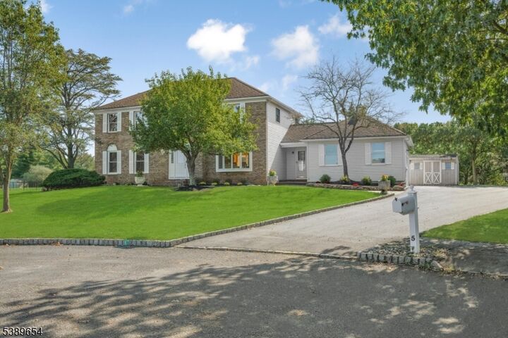 Property Photo: 5 Cray Ct NJ 08844