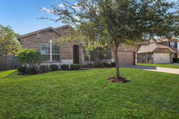 Property Photo:  14206 Rainier Peak Crossing  TX 77384 