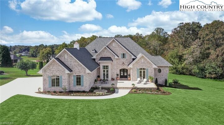202 Canterbury Drive  North Wilkesboro NC 28659 photo