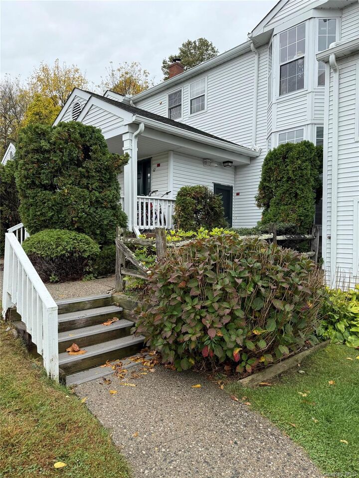 Property Photo:  63 The Knolls  NY 10990 