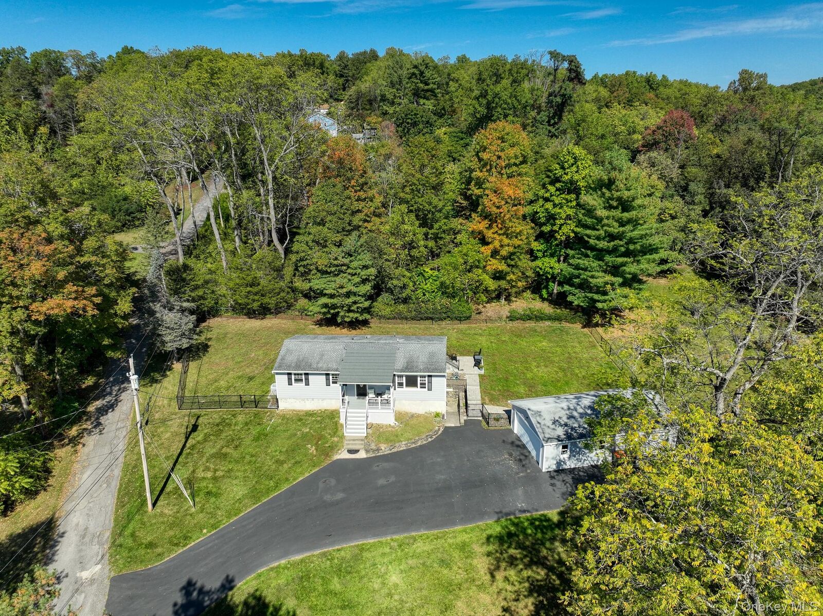 Property Photo:  174 Smithtown Road  NY 12524 