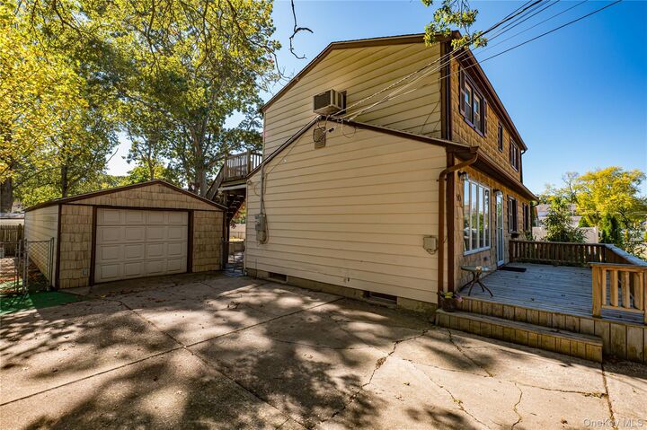 Property Photo:  20 W Belmont Street  NY 11706 