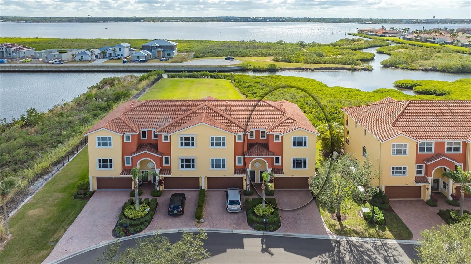 Property Photo:  1309 3rd Street Circle E  FL 34221 