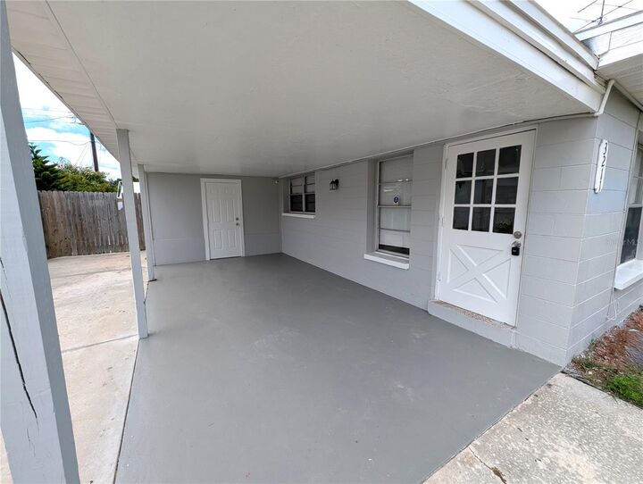 Property Photo: 3211 Clifford Sample Drive FL 33619