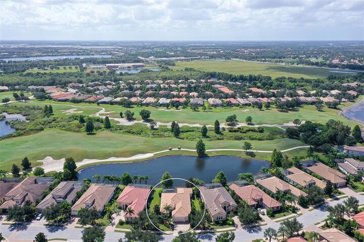 Property Photo:  14718 Secret Harbor Place  FL 34202 