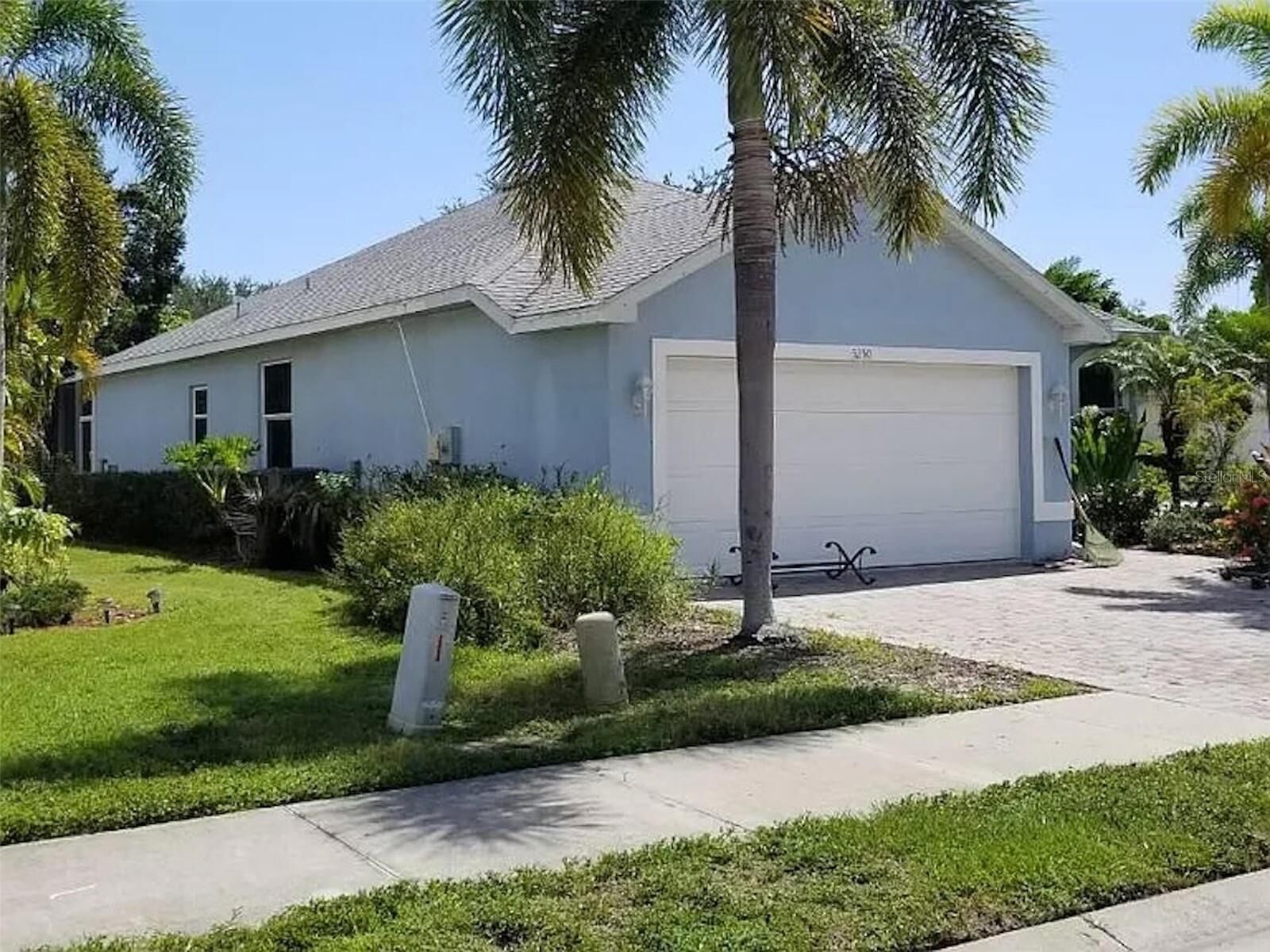 Property Photo: 5250 Echo Lane FL 34233