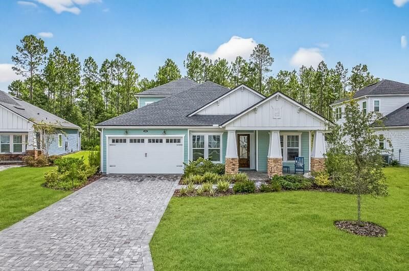Property Photo: 156 Loosestrife Way FL 32095