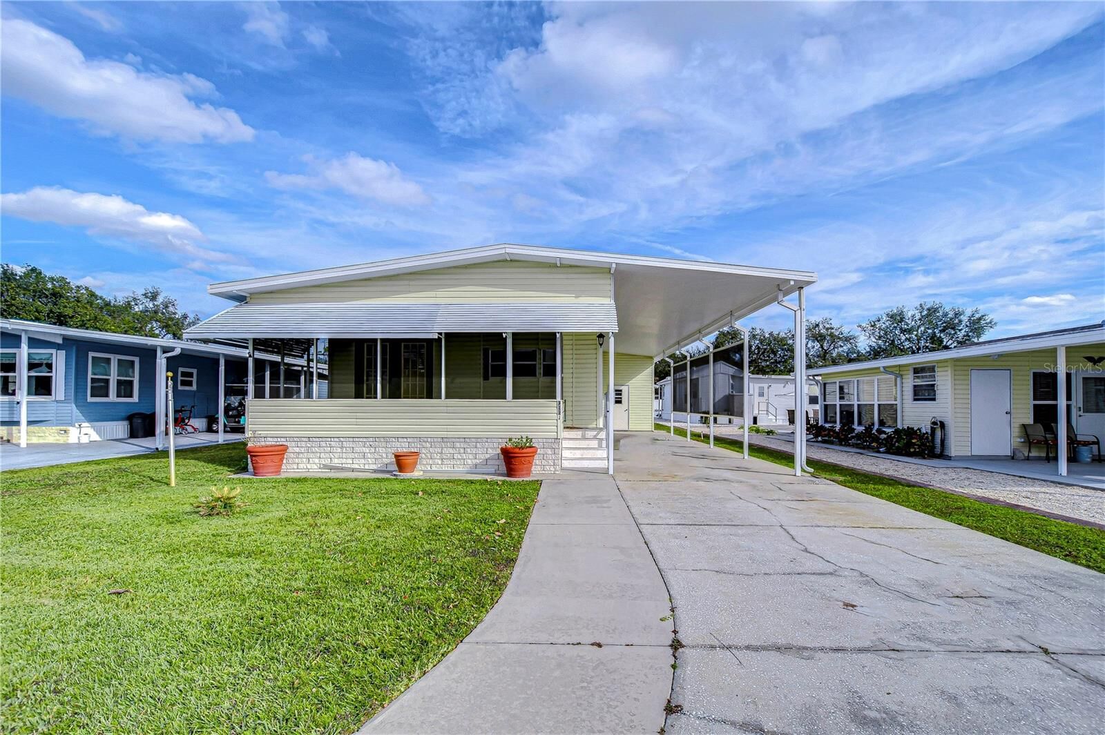 Property Photo: 4961 Britni Way FL 33541