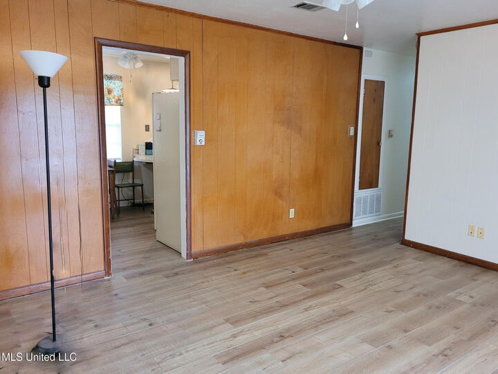 Property Photo: 7116 Knollwood Drive MS 39532