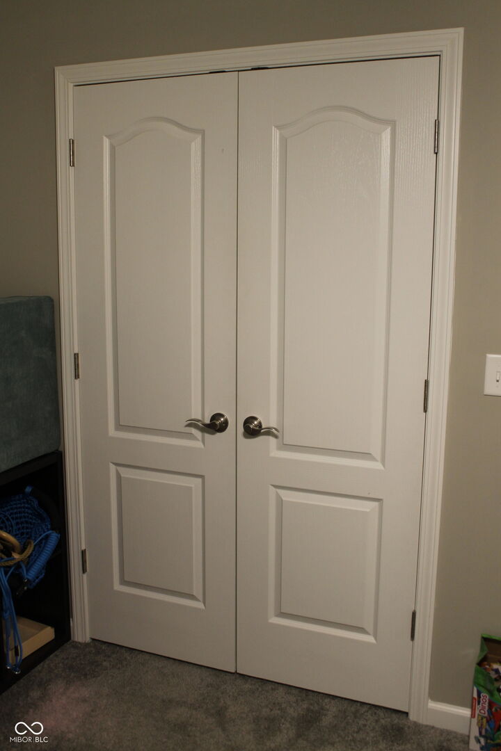 Property Photo: 3998 N County Road 975 E IN 47274