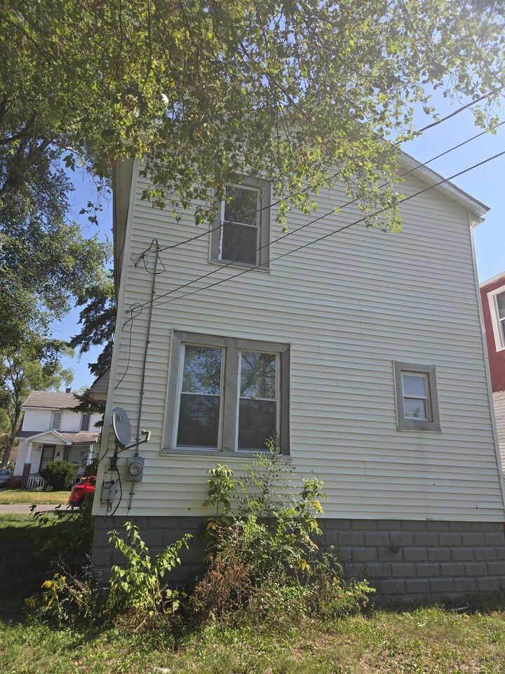 Property Photo: 19235 Lamont Street MI 48234