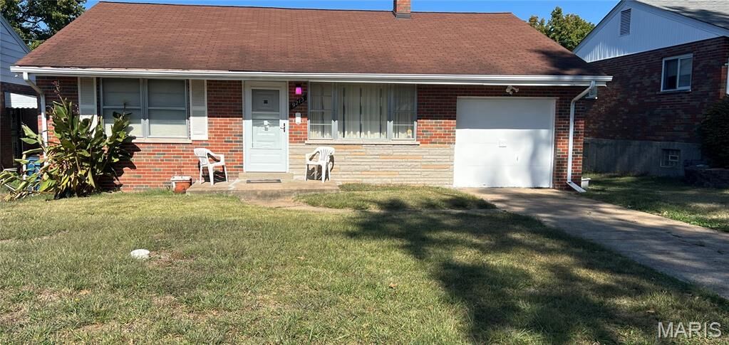 Property Photo: 9213 Ranch Meadows Drive MO 63136