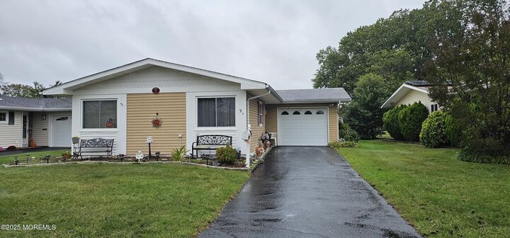 Property Photo: 91 Clay Circle NJ 08724