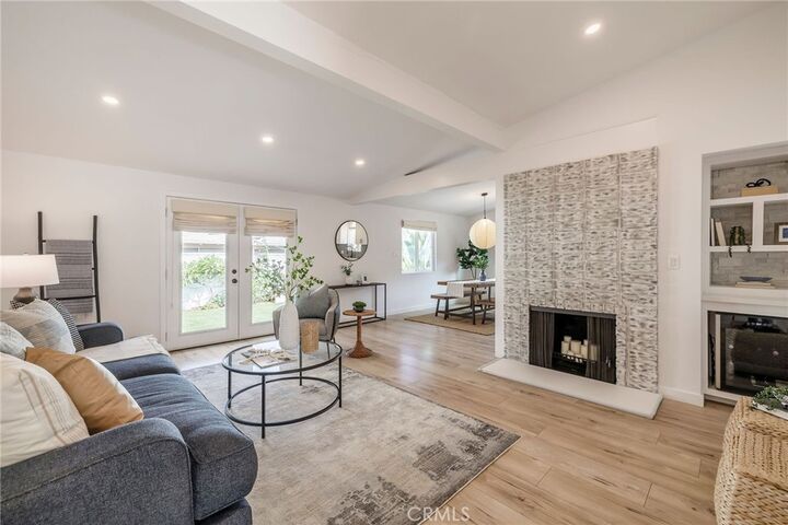 Property Photo:  2321 W 184th  CA 90504 