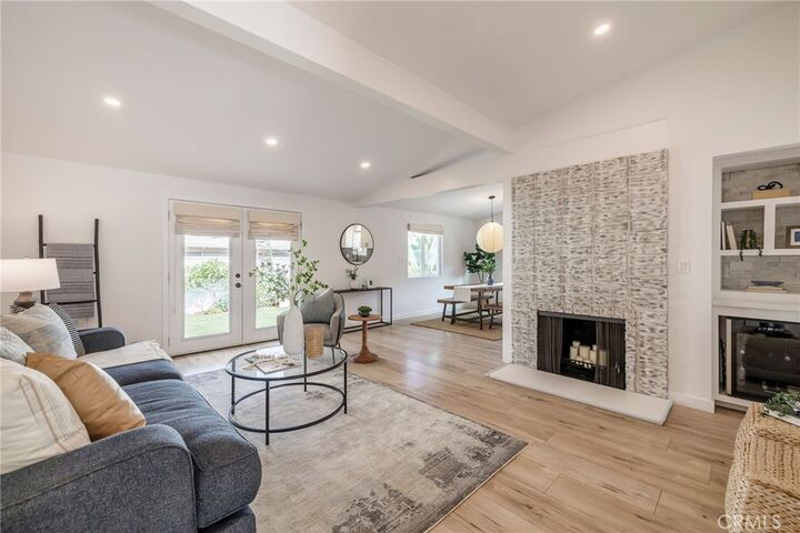 Property Photo:  2321 W 184th  CA 90504 