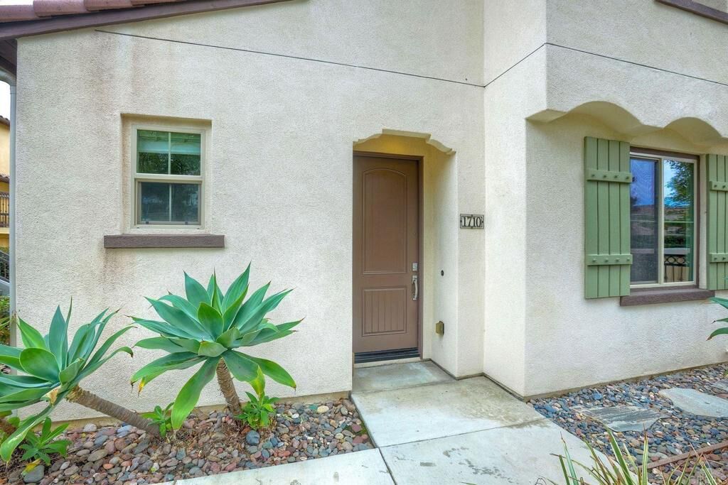 Property Photo:  1710 Fairlead Avenue  CA 92011 