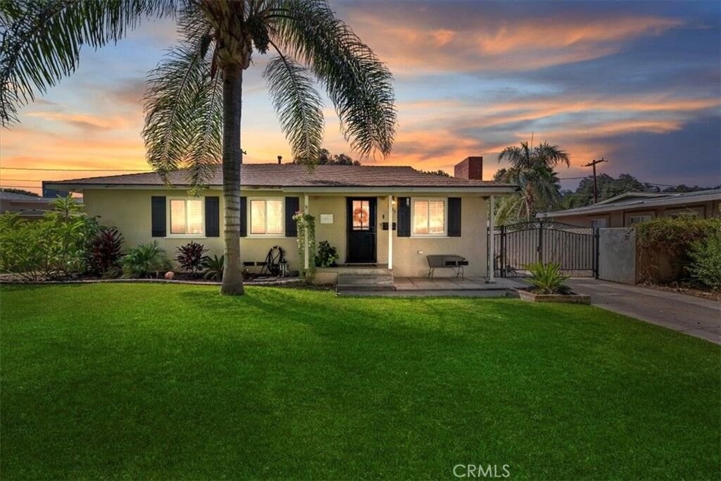 Property Photo: 3036 Miguel CA 92506