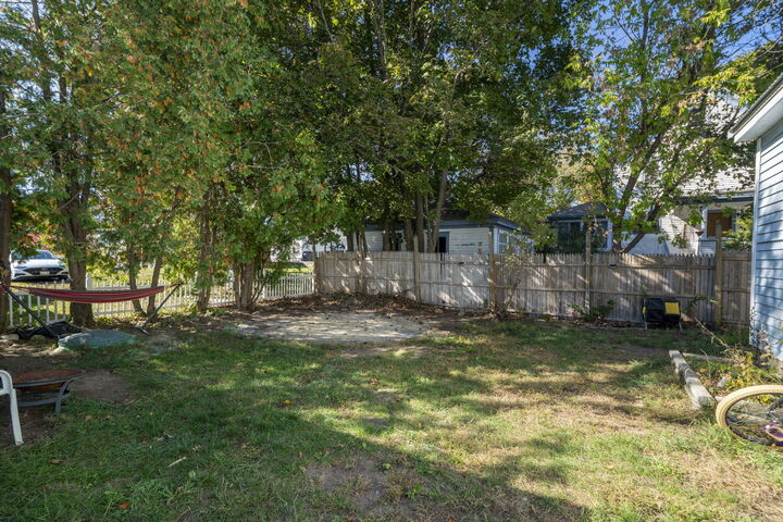 Property Photo: 28 Brook Street ME 04073