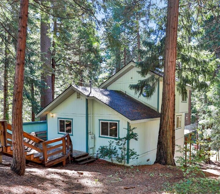 Property Photo: 3336 Hazel Street CA 95726