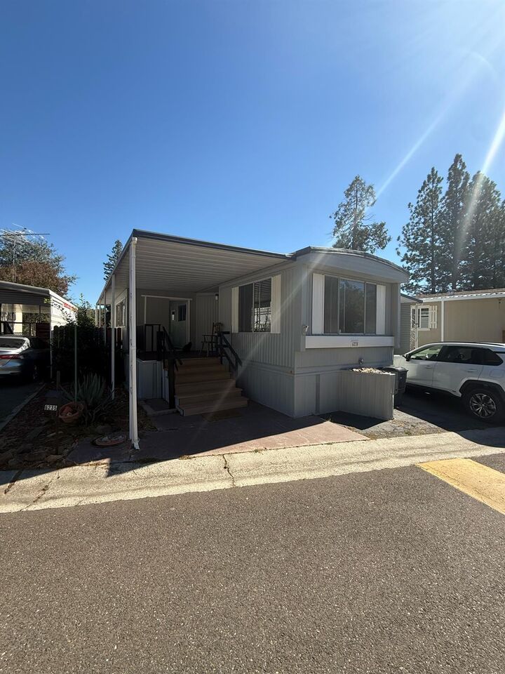Property Photo:  6235 Nob Hill Drive  CA 95658 
