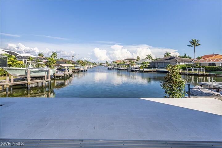 Property Photo:  109 Gulfstream Street  FL 34145 