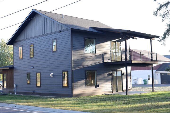 Property Photo:  703 Cottonwood Court  MT 59937 