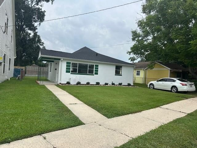 Property Photo:  4434 Karen Avenue  LA 70121